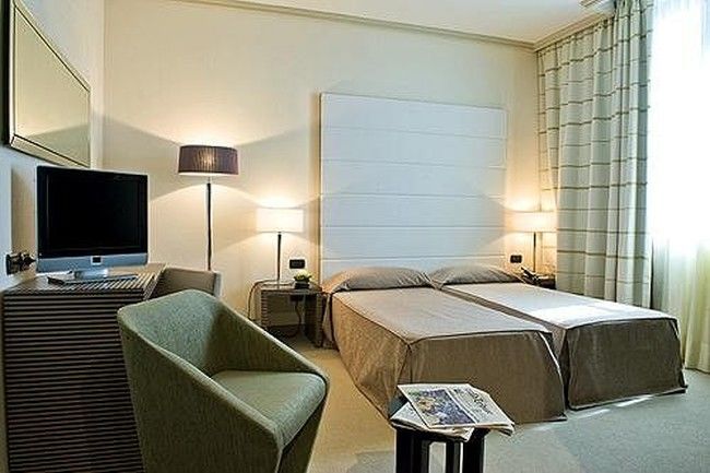 H2C Hotel Napoli Екстериор снимка